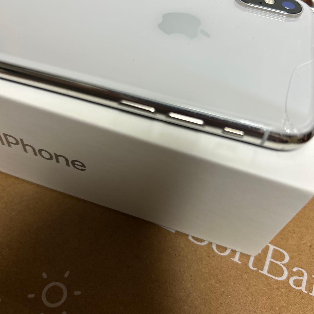 Apple iPhone X 64GB シルバー SIMフリー