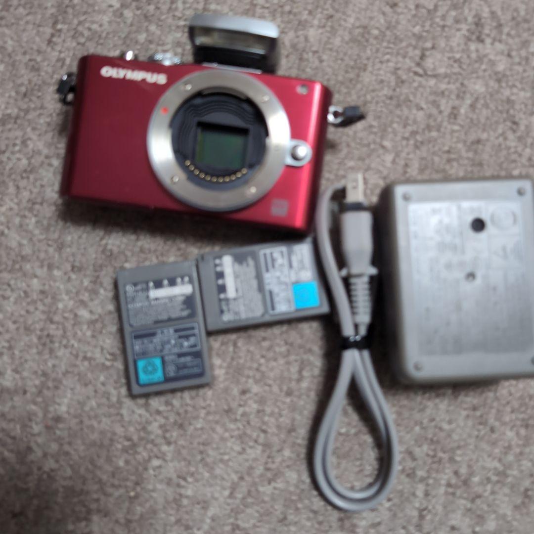 OLYMPUS E-PL3 ミラーレスカメラ レッド　ジャンク