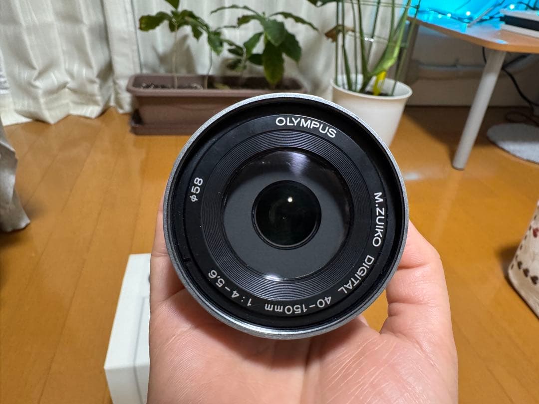 OLYMPUS PEN E-PL10 ホワイト/シルバー