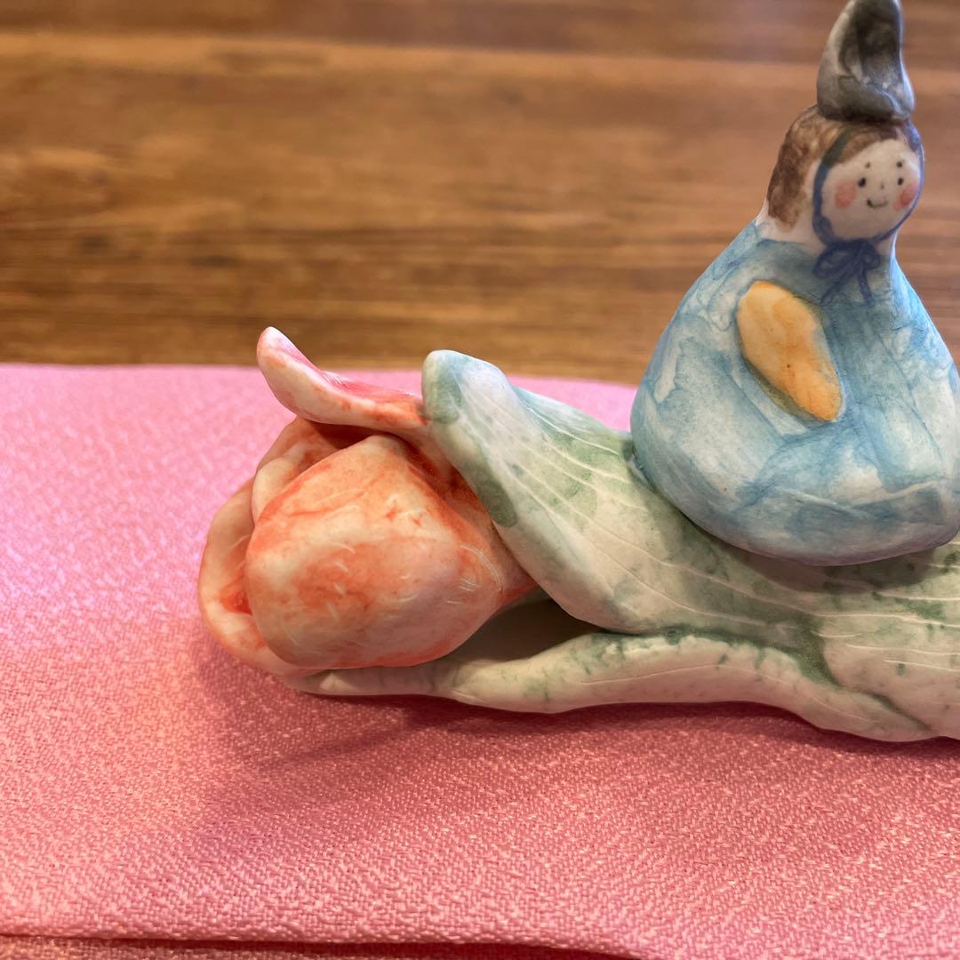 村井陽子さん　チューリップとお雛様　ひなまつり　陶人形