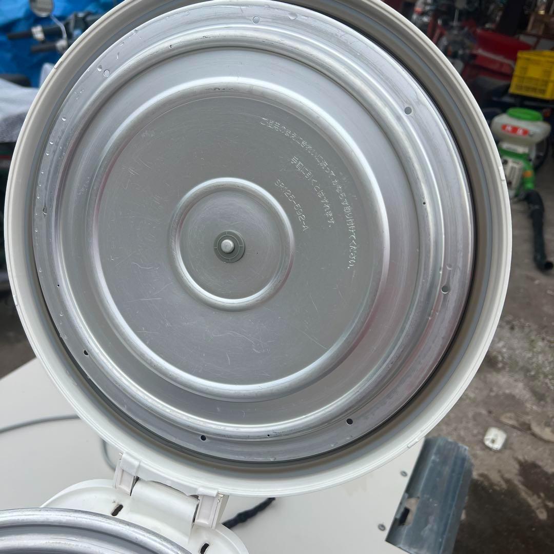 Panasonic 　業務用炊飯器 ホワイト