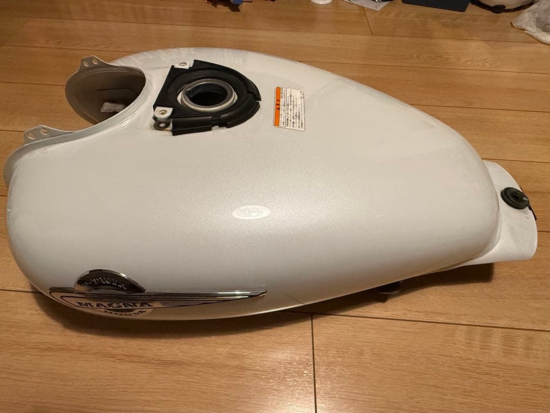 マグナ250純正タンク