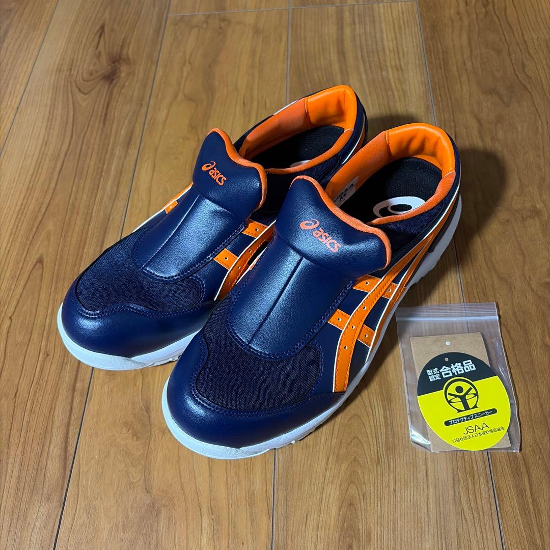 《新品未使用》アシックスWINJOB CP211 SLIP-ON