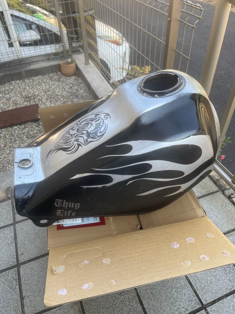 TW200 YAMAHA カスタムタンク フレイムス