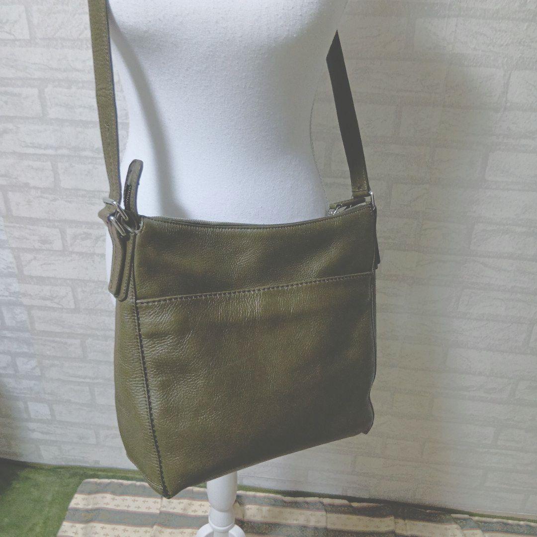 美品✨ヒロフ ヴィータ シボ革 Hロゴ ショルダーバッグ ソープ A4 2way