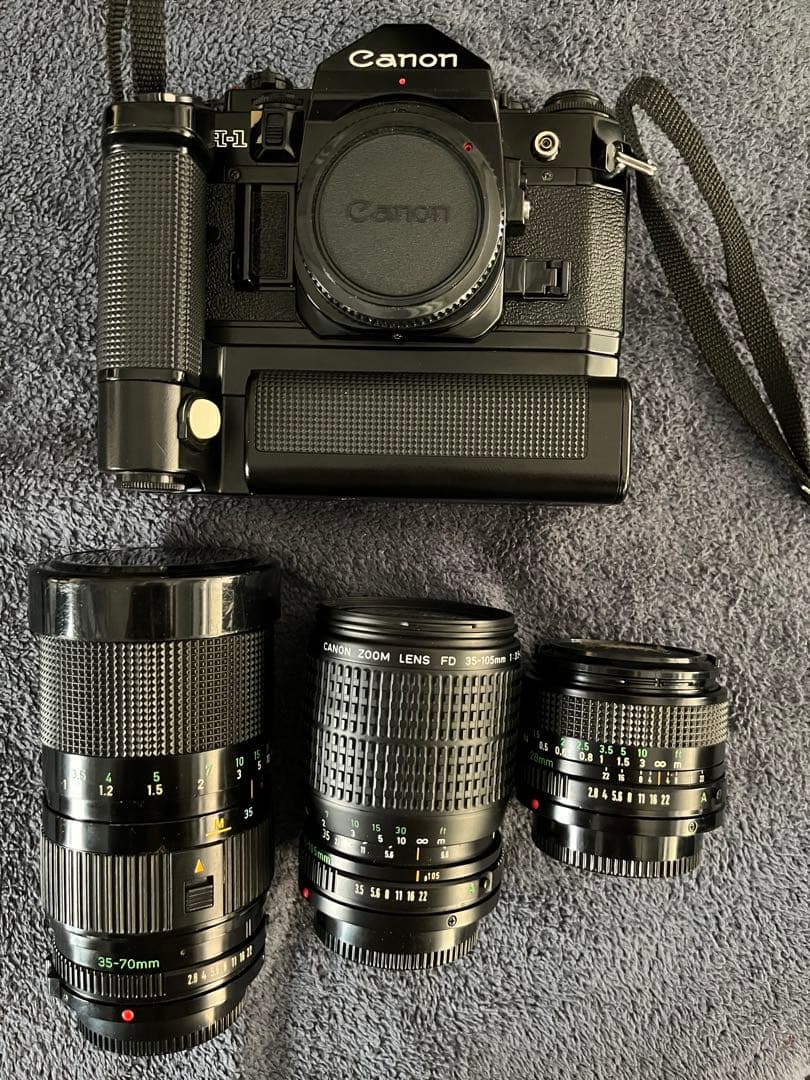 キャノン A-1 極美品 モータードライブ付+レンズ３本