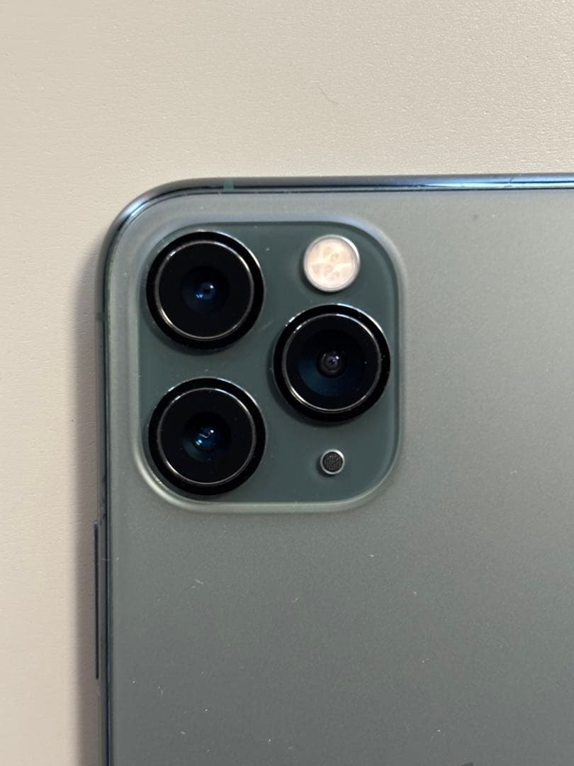 Apple iPhone 11 Pro 256GB ミッドナイトグリーン 本体