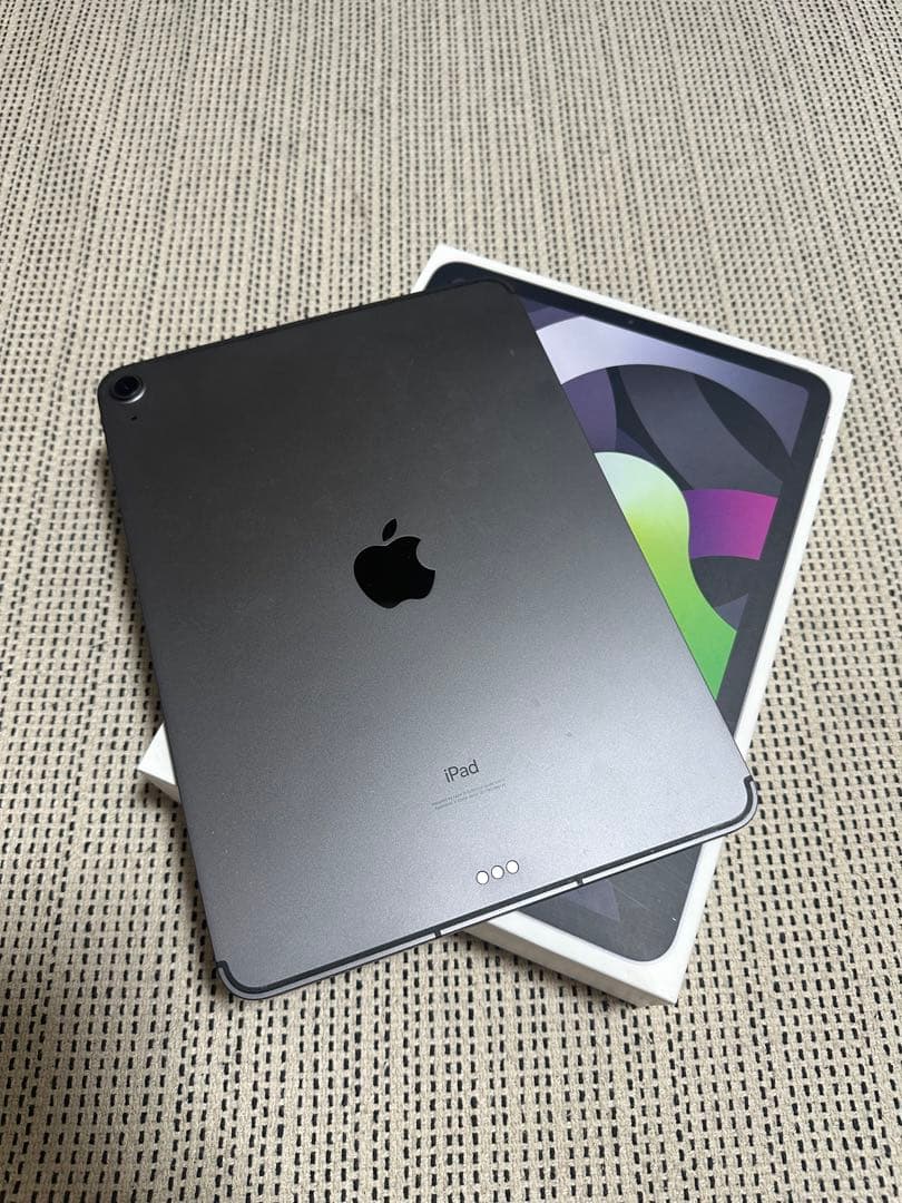 Apple iPad air 第4世代 64GB