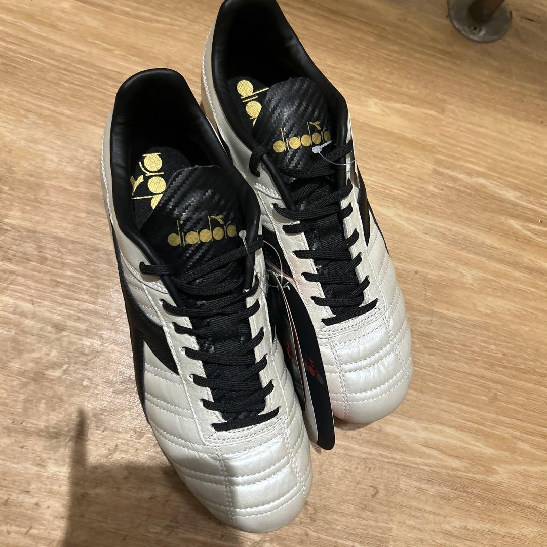 新品 DIADORA ディアドラ BAGGIO 03 27センチ