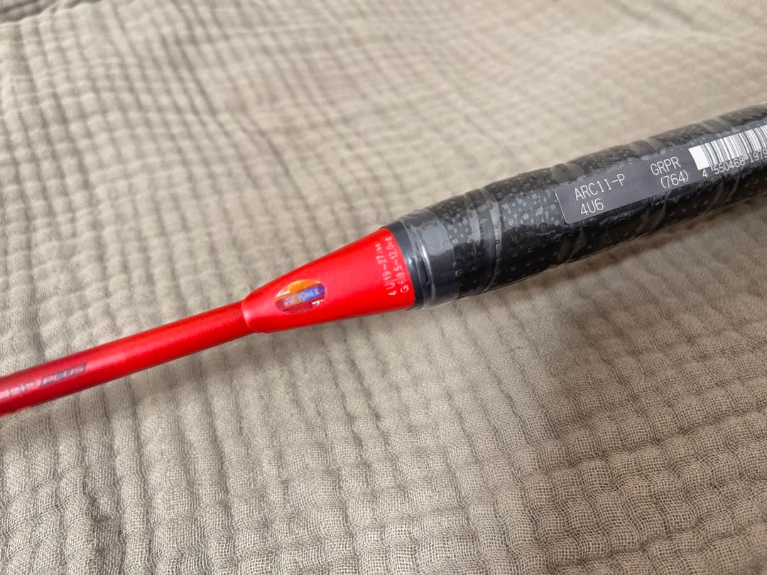 ARC11-P バドミントンラケット 4U G6