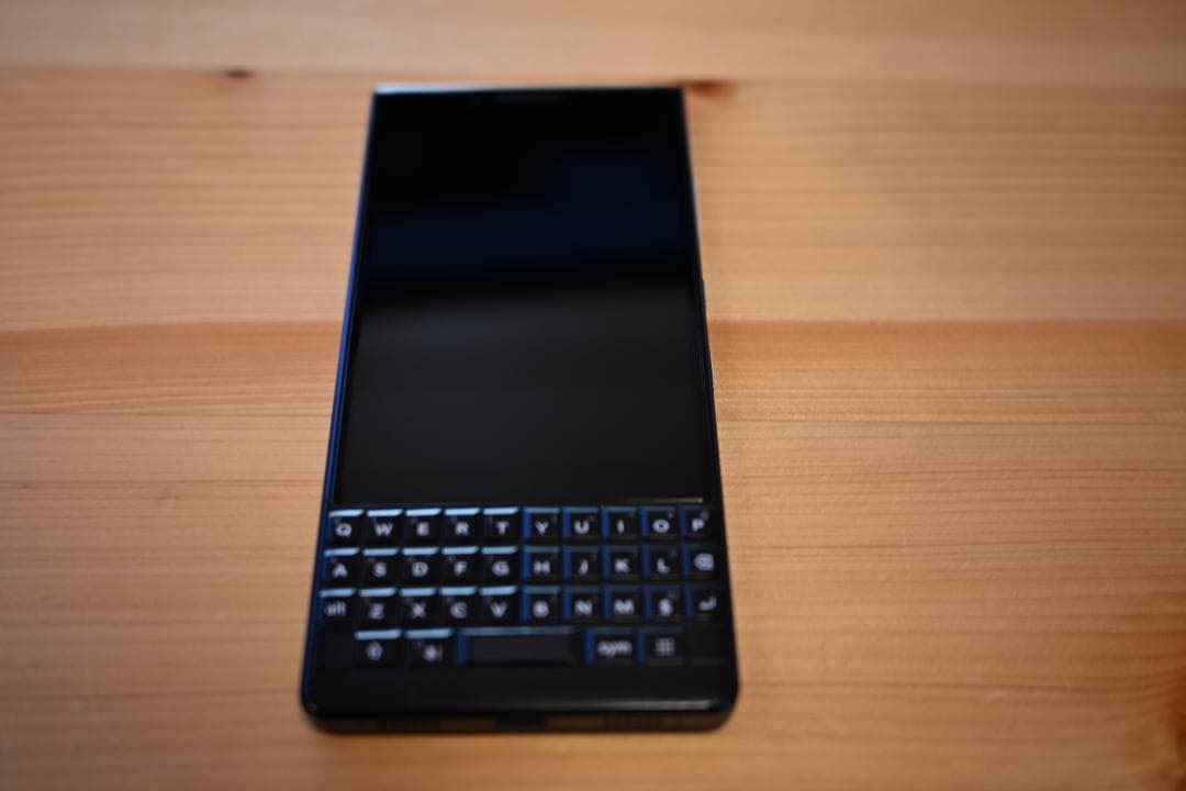 スマートフォン本体 BlackBerry KEY2