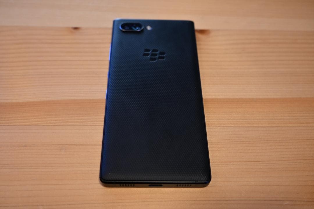 スマートフォン本体 BlackBerry KEY2