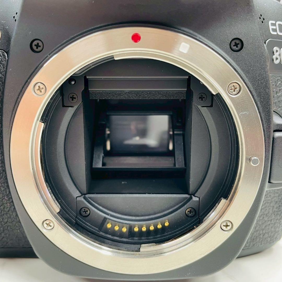 専用 Canon EOS 80D EF-S 18-135 IS レンズキット