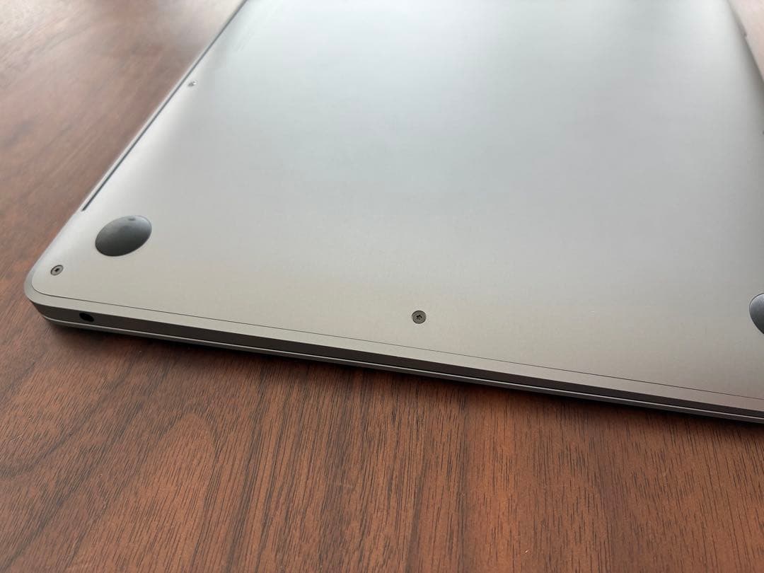 MacBook Air 13inch スペースグレー