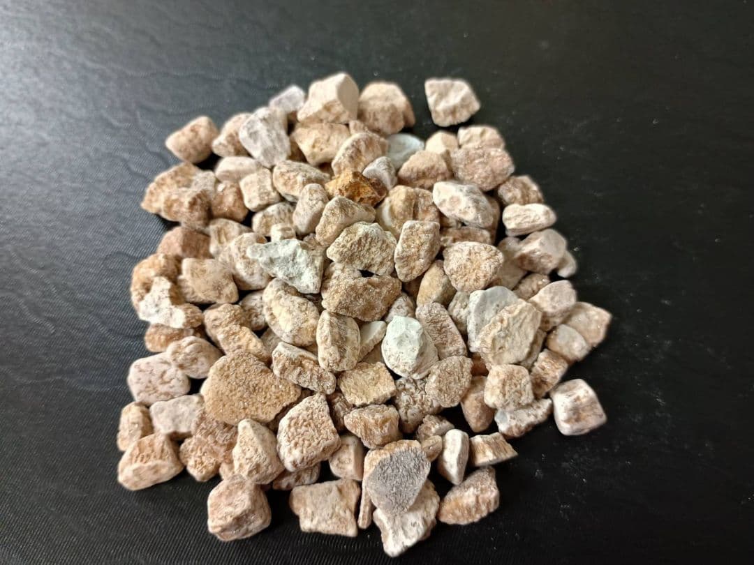 ★秋田発『北投石』２０４グラム 100%本物!!秋田玉川温泉産✨年末年始セール✨