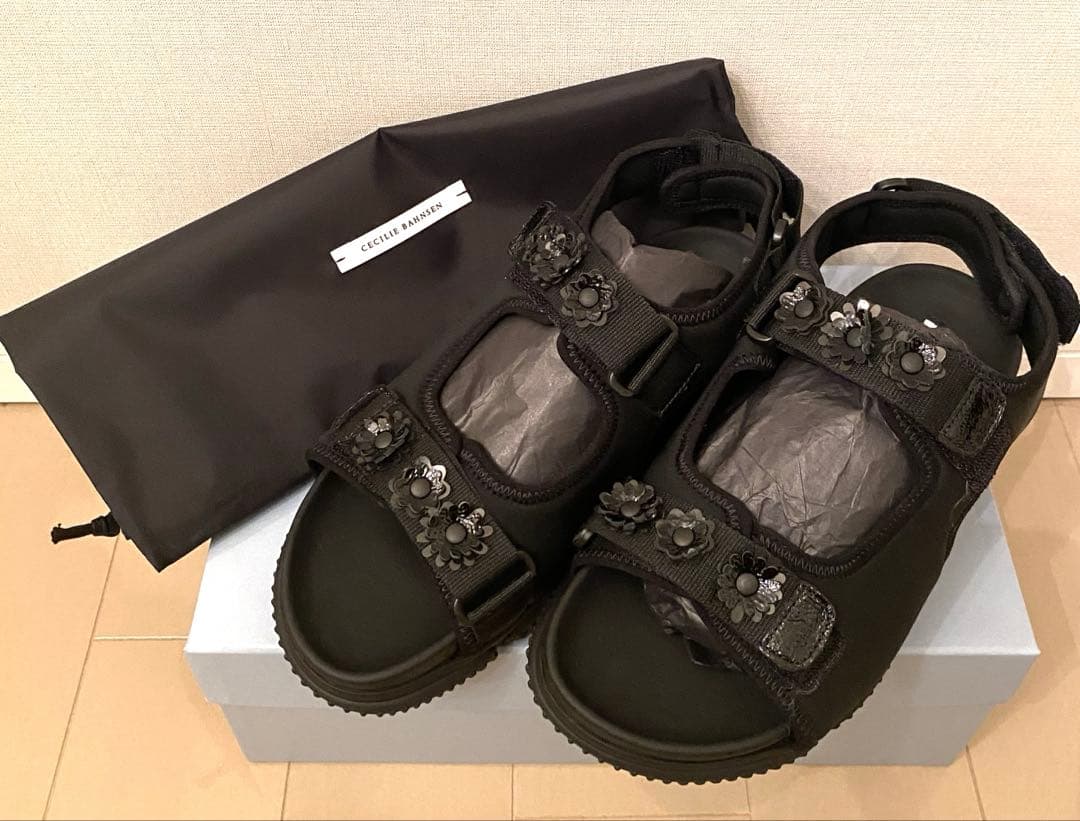 2025新品cecile bahnsen セシリーバンセン サンダルdrawer