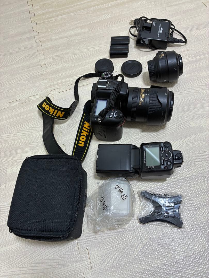 Nikon D7100 デジタル一眼レフ 本体とレンズ2本とSB-700等セット