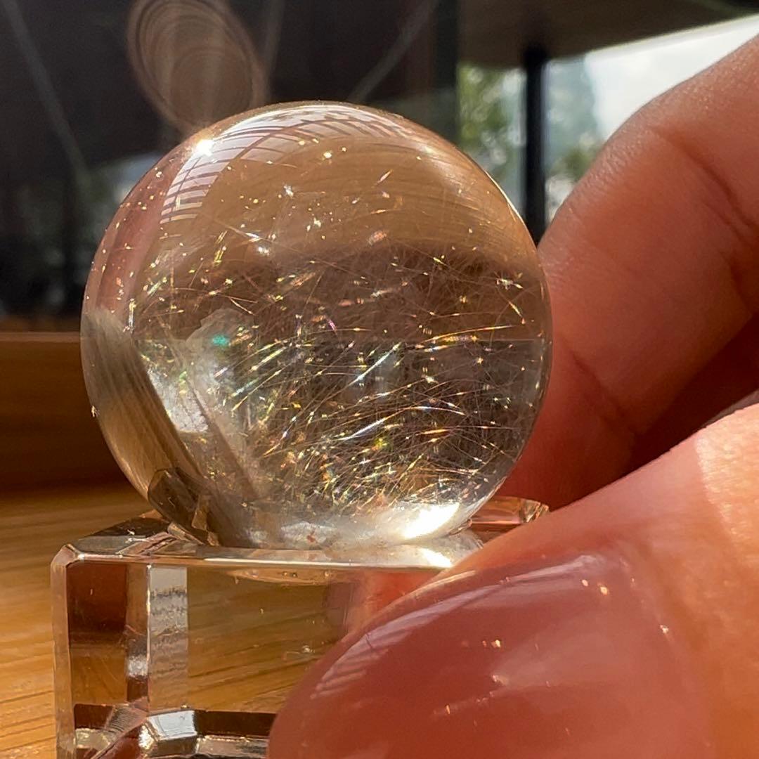 シルバールチルクォーツ/ブルッカイトインクォーツ/rutile