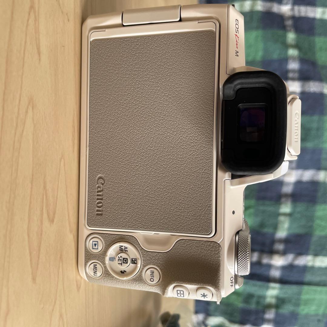 デジタルカメラ Canon EOS kiss M