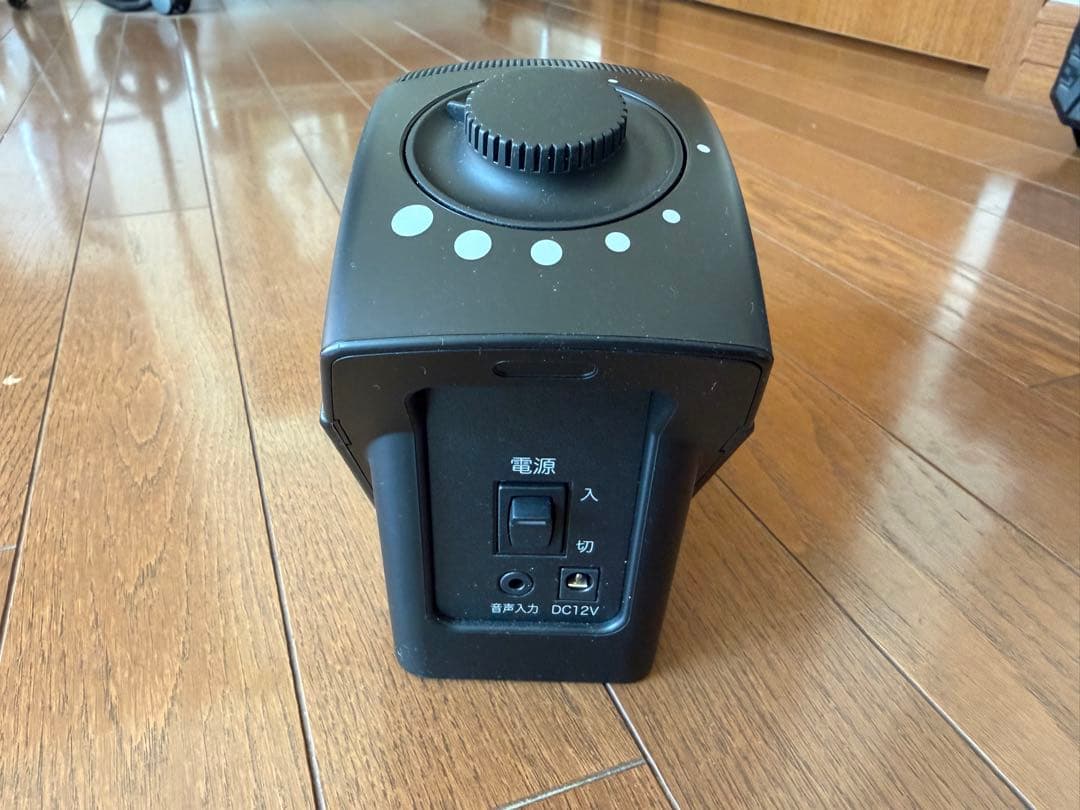 MIRAI スピーカー 本体と付属品