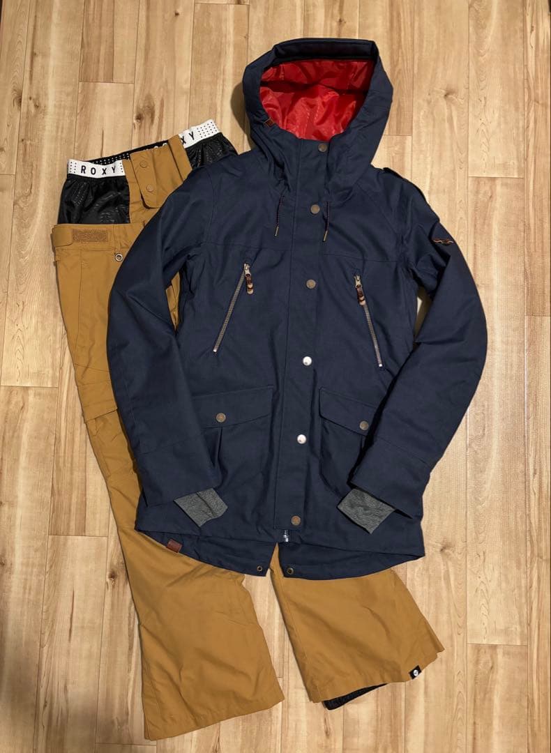 【美品】ROXY スノーボードウェア