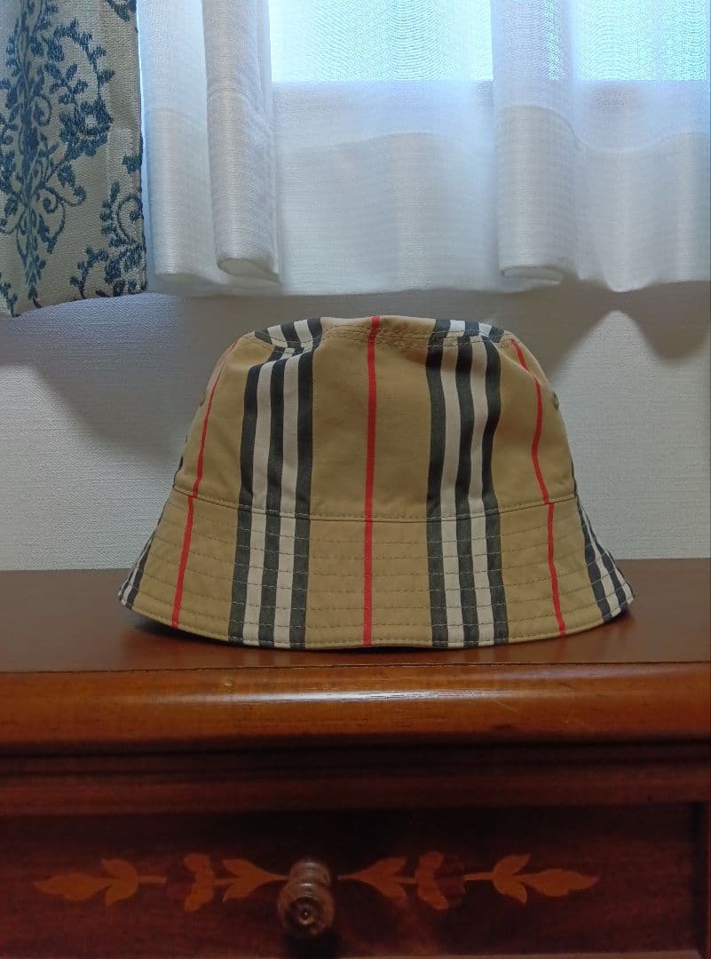 バーバリーバケットハット リバーシブルLサイズ