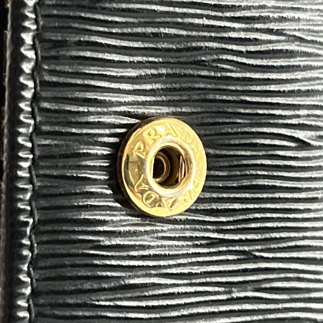 証明書付　良品　プラダ　6連キーケース　ゴールドロゴ　ブラック　レザー　男女兼用