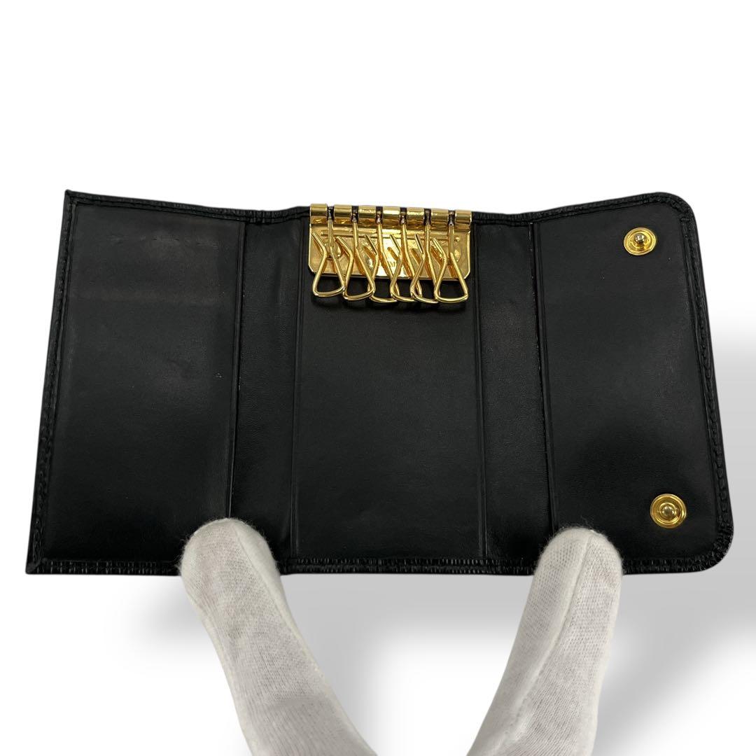 証明書付　良品　プラダ　6連キーケース　ゴールドロゴ　ブラック　レザー　男女兼用