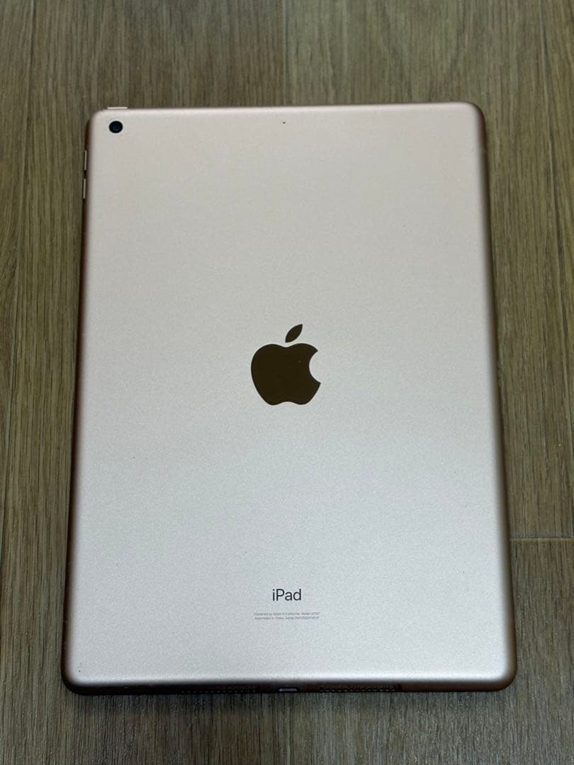 iPad第7世代　10.2インチ ゴールド　32GB Wi-Fiモデル