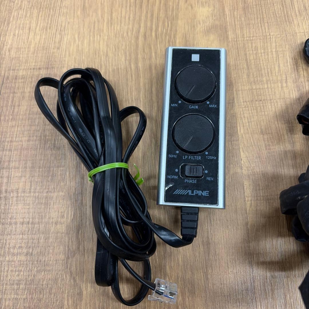 ALPINE パワードサブウーファー SWE-1200