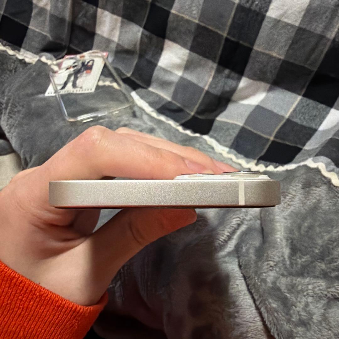 Apple iPhone 13 ホワイト スターライト　本体 充電ケーブル付き