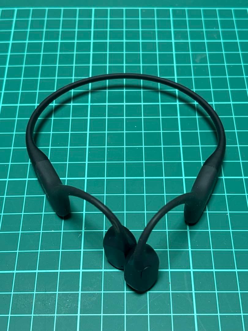 SHOKZ OPENRUN MINI Black骨伝導イヤホン 本体充電ケーブル