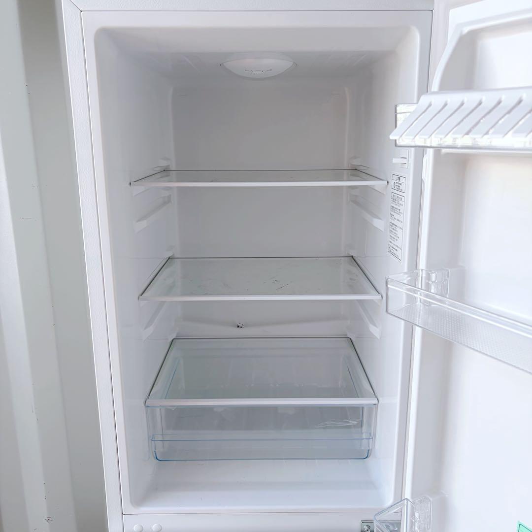 運搬取付無料！ホワイト純正Hisenseスタイリッシュ2ドア冷蔵庫！完動超美品！