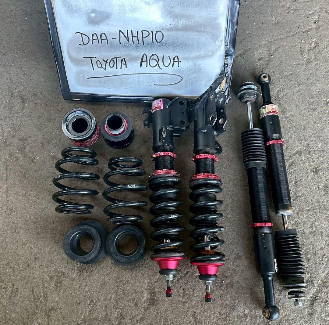 パーツ DAMPER ZZR DAA-NHP10 TOYOTA AQUA