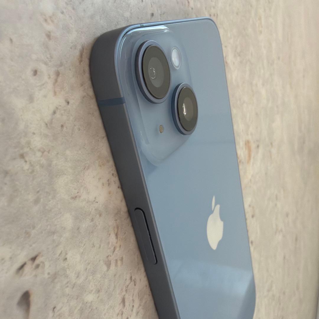 China.+*:゜+。.☆ 　Apple iPhone14 ブルー