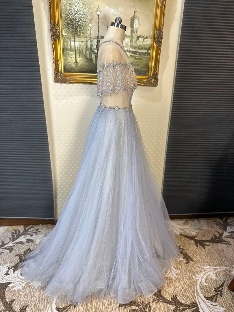 ビーズ刺繍オフショルダーライトブルーロングドレス