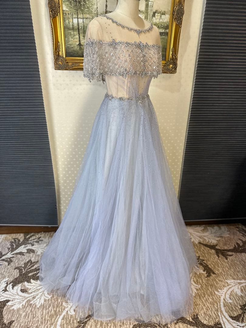 ビーズ刺繍オフショルダーライトブルーロングドレス