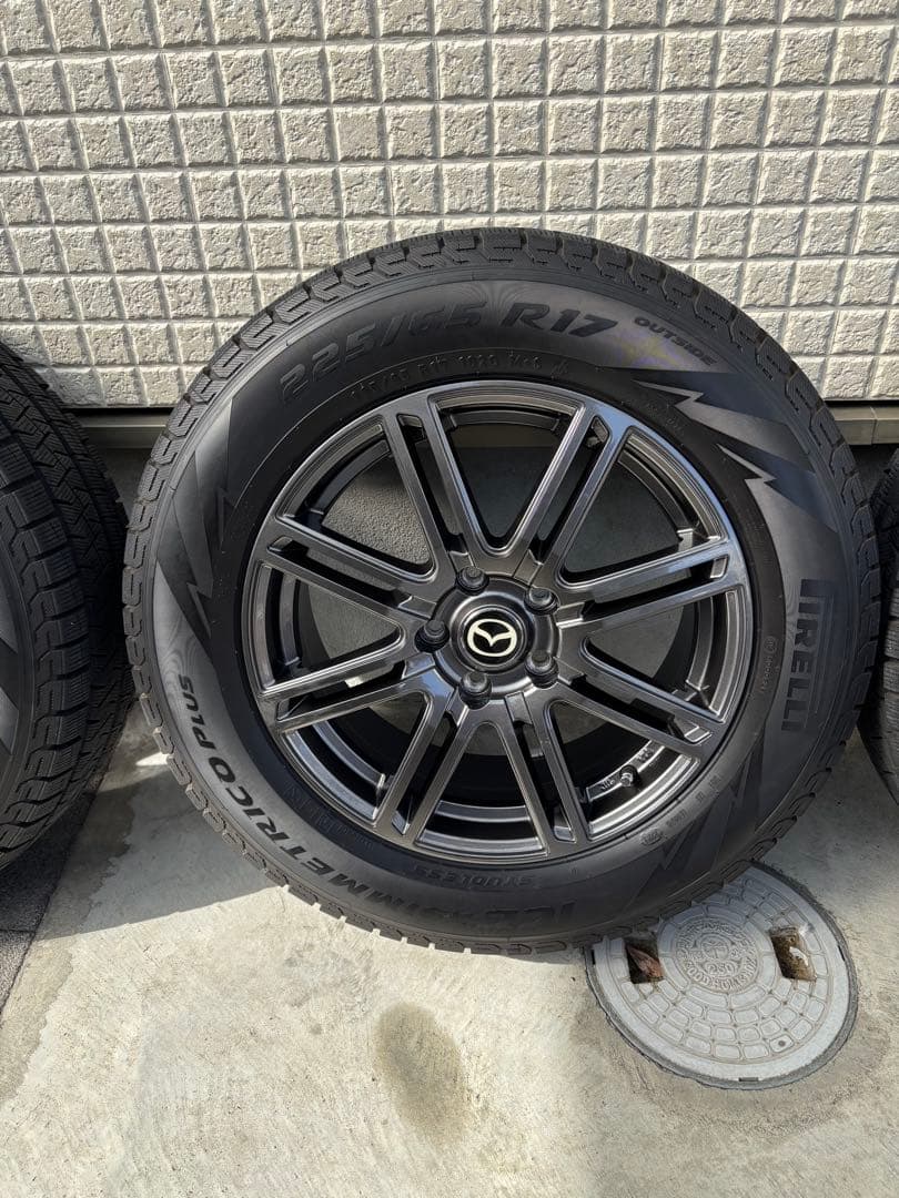 スタッドレスタイヤ、アルミホイール4本セット中古