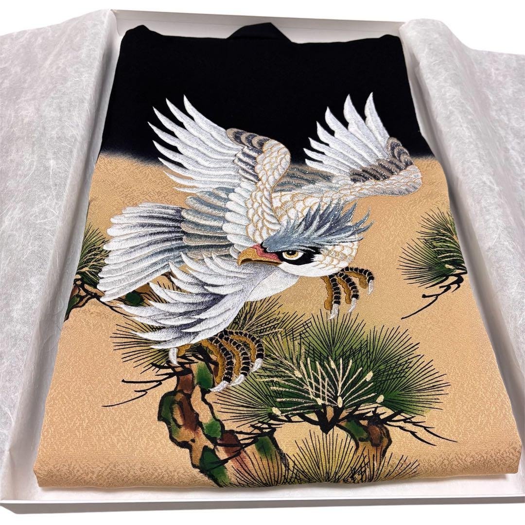 @様【新品】日本製 総刺繍 正絹 一本松 襦袢付 祝い箱付 お宮参り 産着