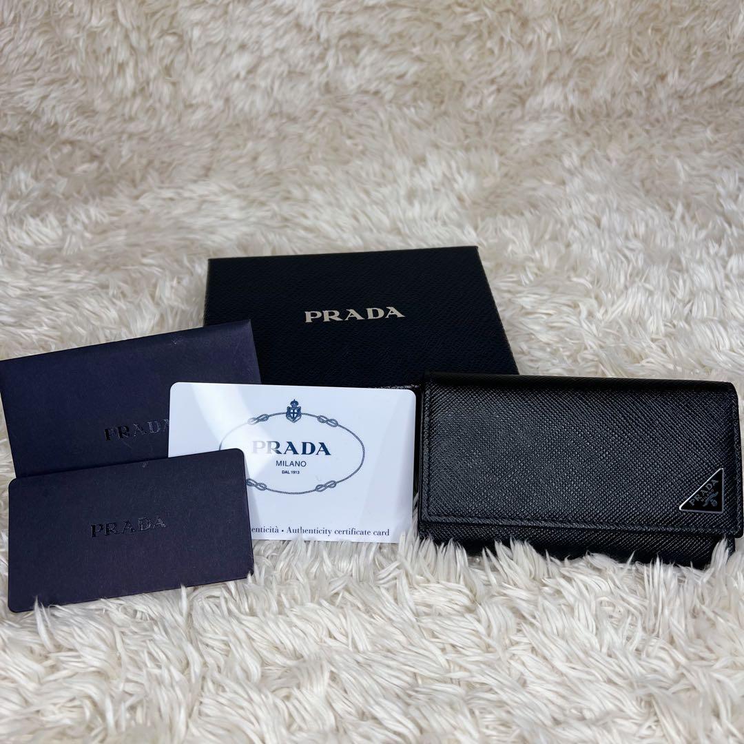 【美品】 PRADA 6連キーケース サフィアーノ レザー 三角ロゴ