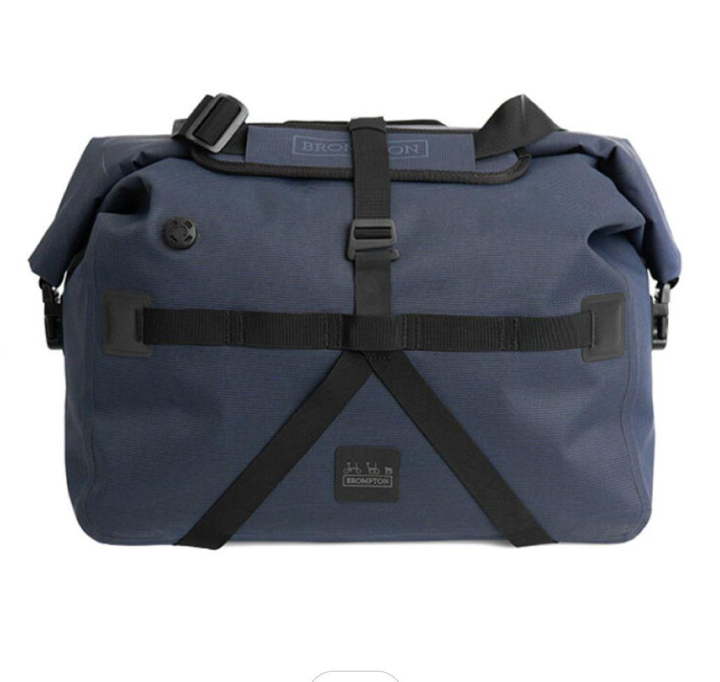 （定価36,300円) BROMPTON ロールトップ・バッグ 25L