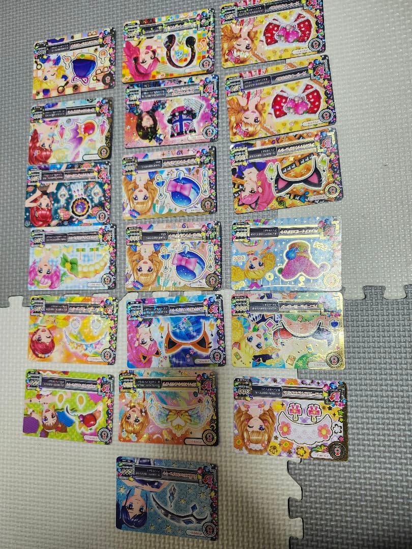 アイカツカード まとめ売り225枚 オーロラキス等 いちご PR バインダー