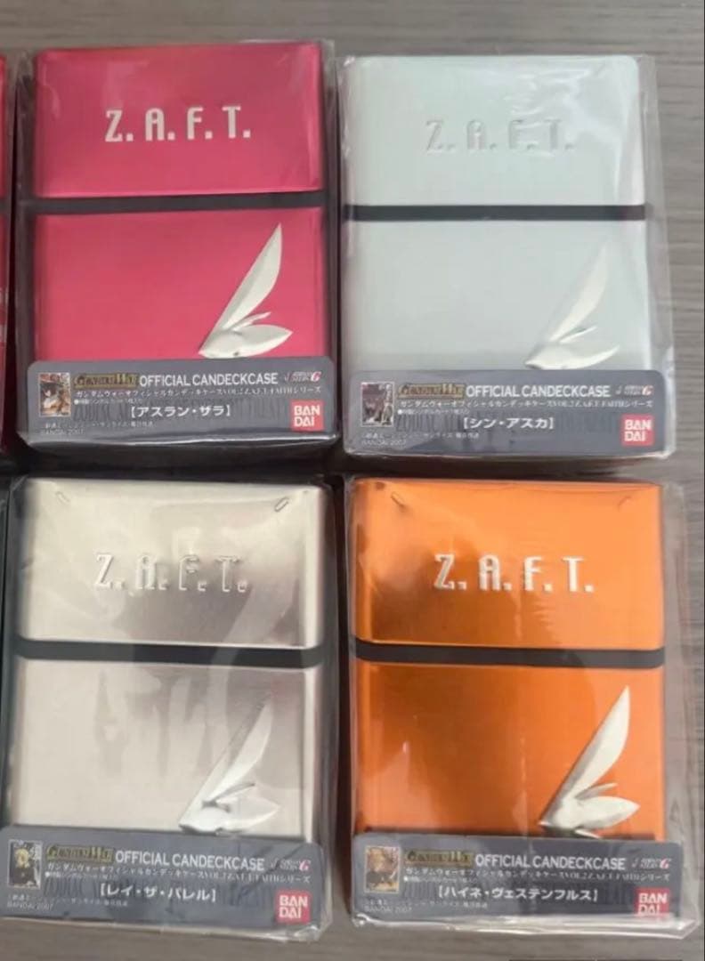 ガンダムウォー　缶デッキケース　SEED ジオン　新品未開封