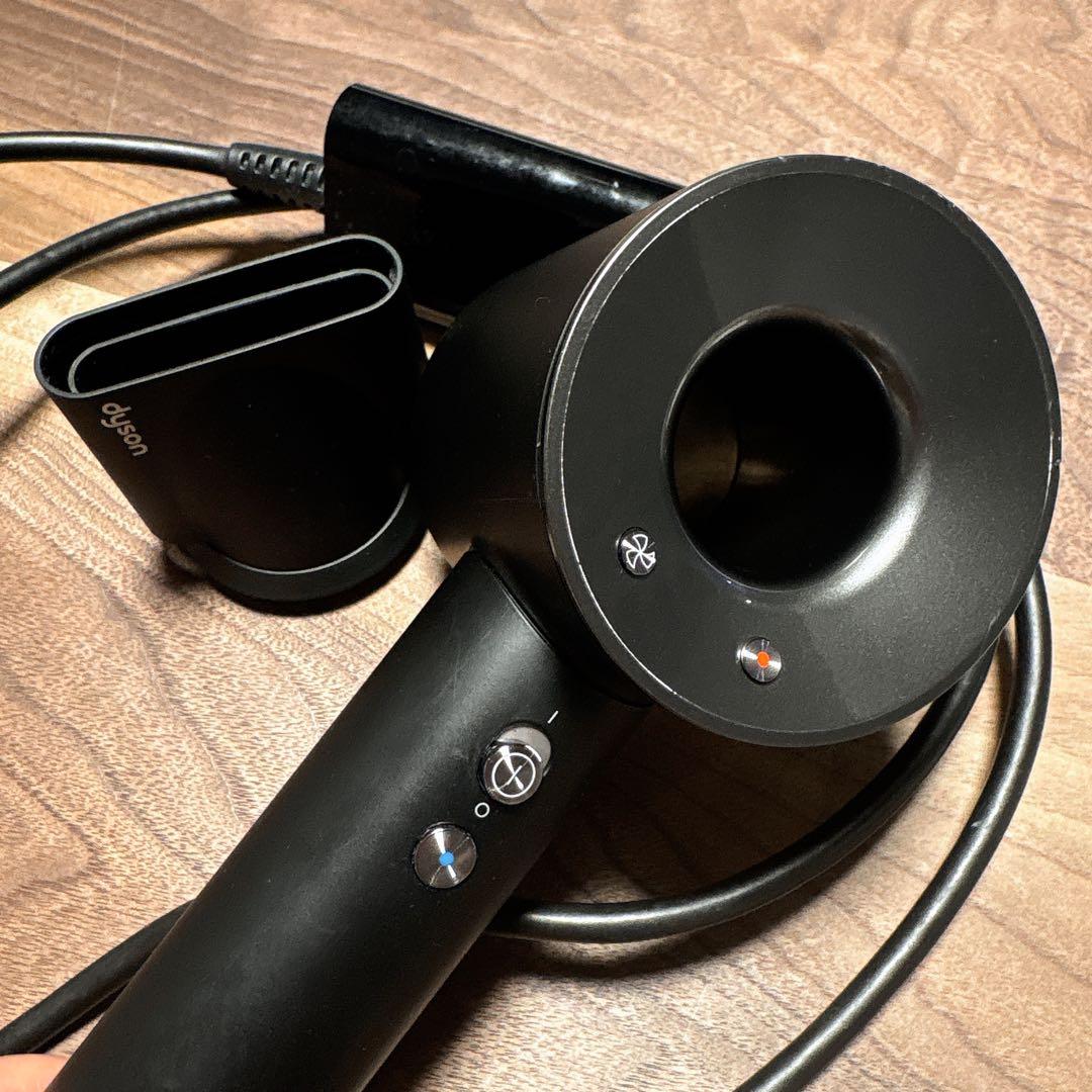 ダイソン dyson ヘアドライヤー HD08