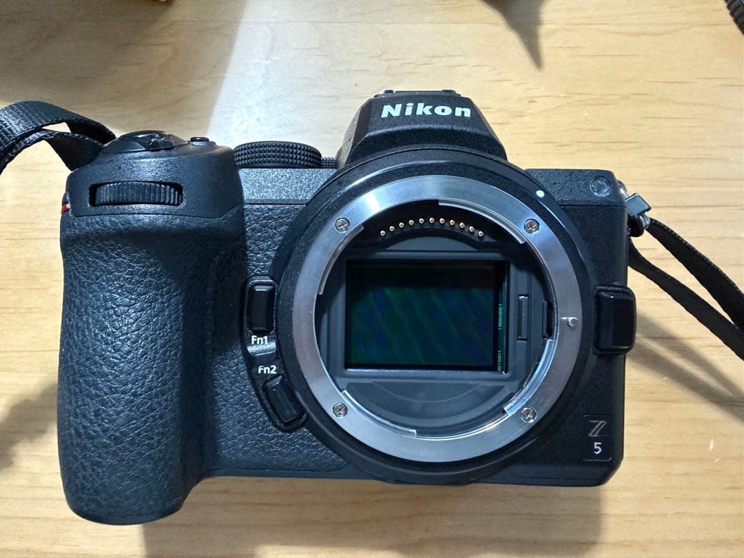 デジタルカメラ NikonZ5 +NIKKORZ28mmf/2.8 SpecialEdition