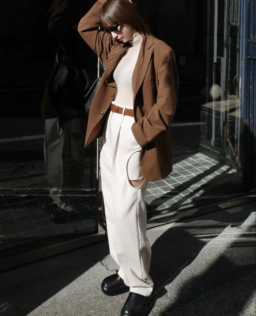 パンツ CLANE SIDE CIRCLE CUT PANTS