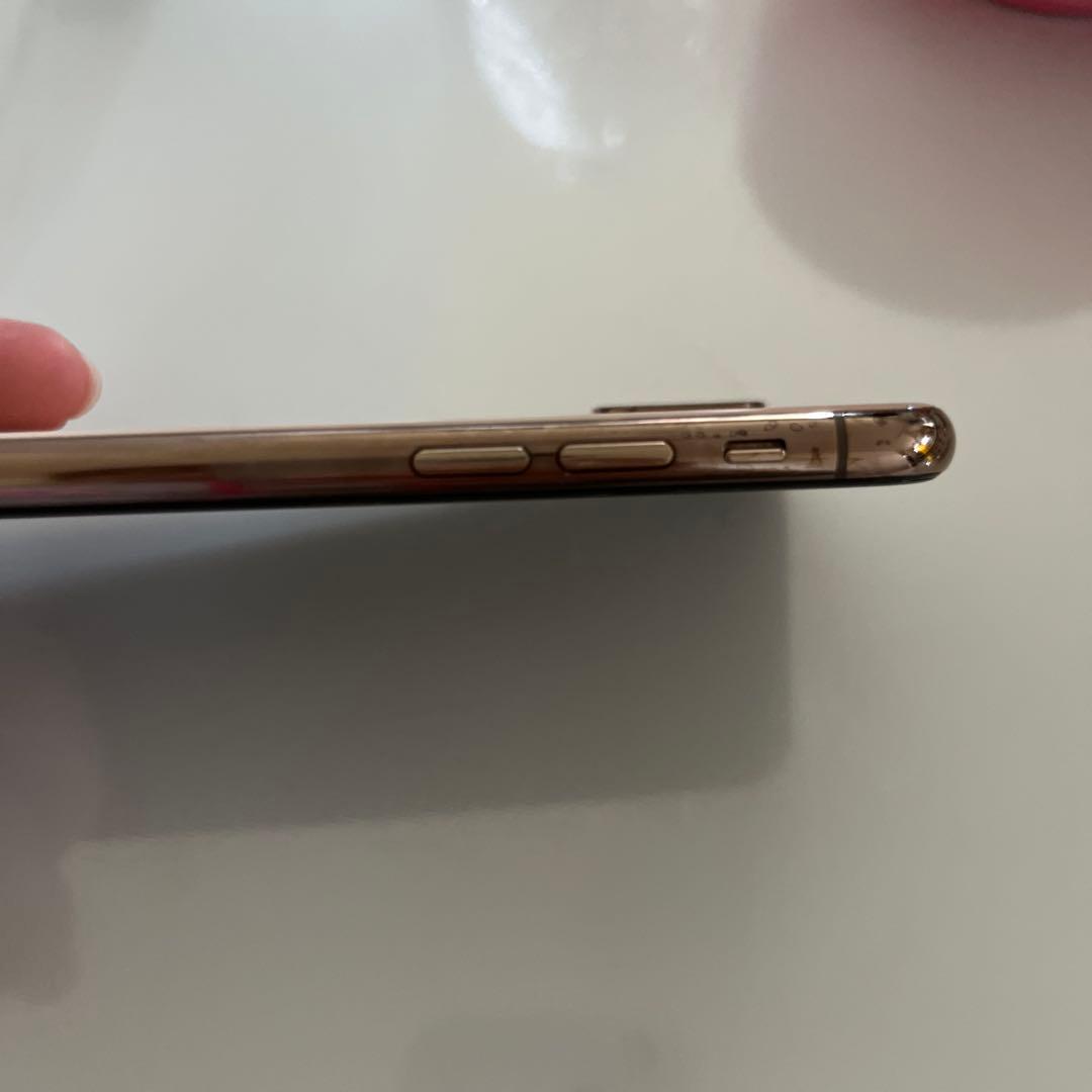 Apple iPhone Xs ゴールド 本体　64GB simフリー