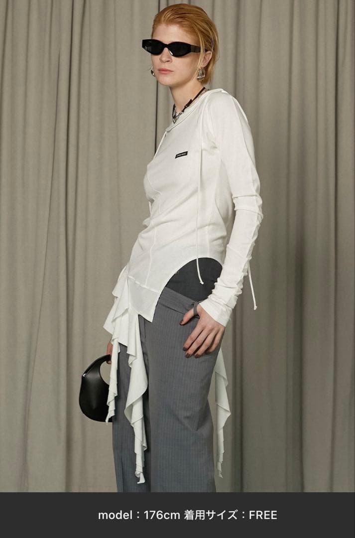 prank project ／ ラッフルヘムアシメトップス (ホワイト)