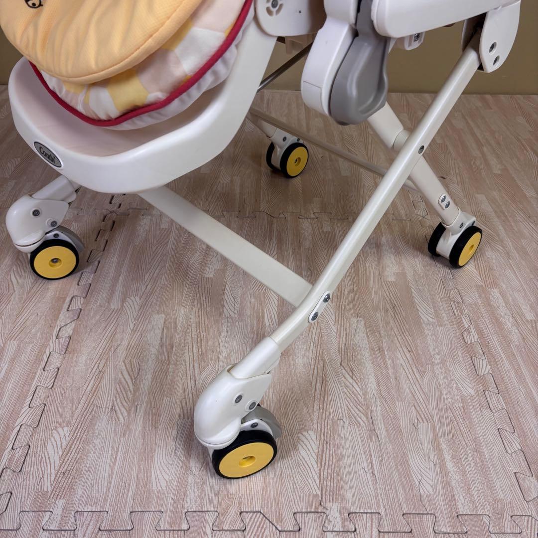 極上クリーニング済　☆美品☆　コンビ　ハイローベッド＆チェア　くまのプーさん