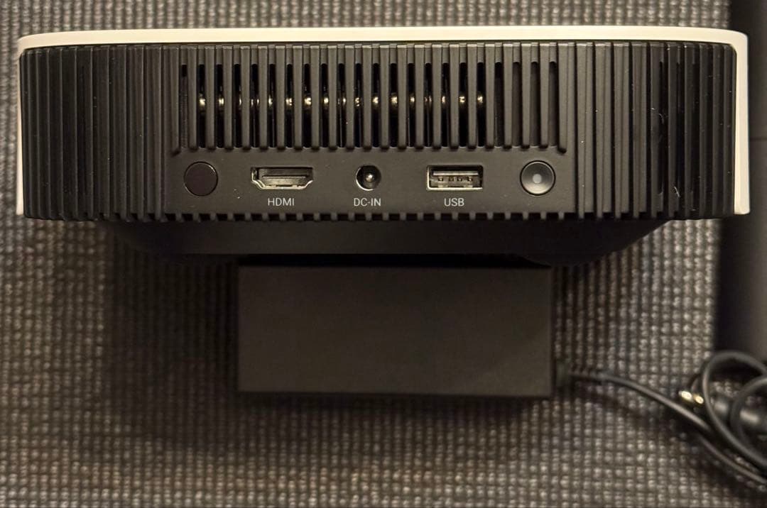 『完動品』Nebula Solarプロジェクター